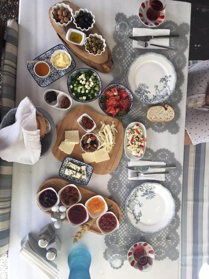 Cunda Adali Pansiyon Ayvalik Bagian luar foto